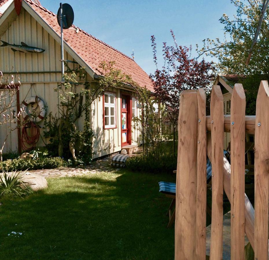Вилла Kleines Haus Am Hafen - Ruhig Und Gruen Am Ortsrand Преров Экстерьер фото